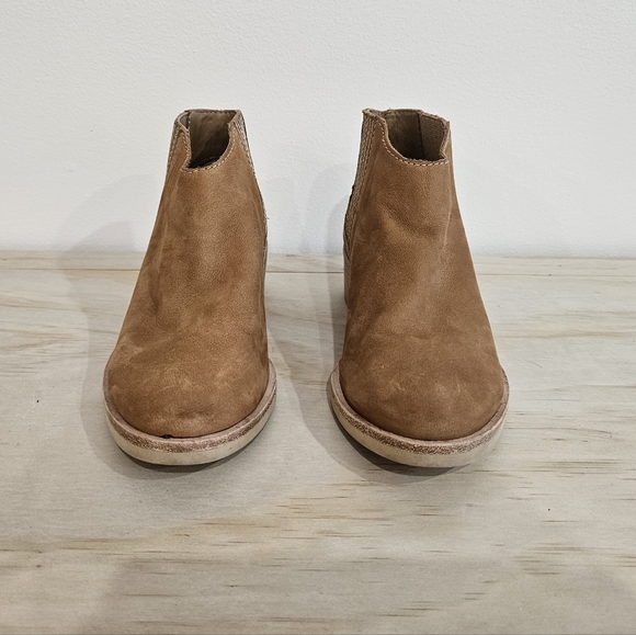 Women's DV Dolce Vita Ankle Boots - size 6 - Picture 2 of 6